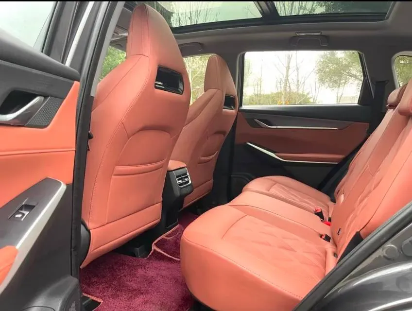 2024 ChangAn CS75 Plus 1.5T 188HP L4 8AT,autocango,china used car exporter,china ev exporter,chinese used car exporter,chinese used ev exporter