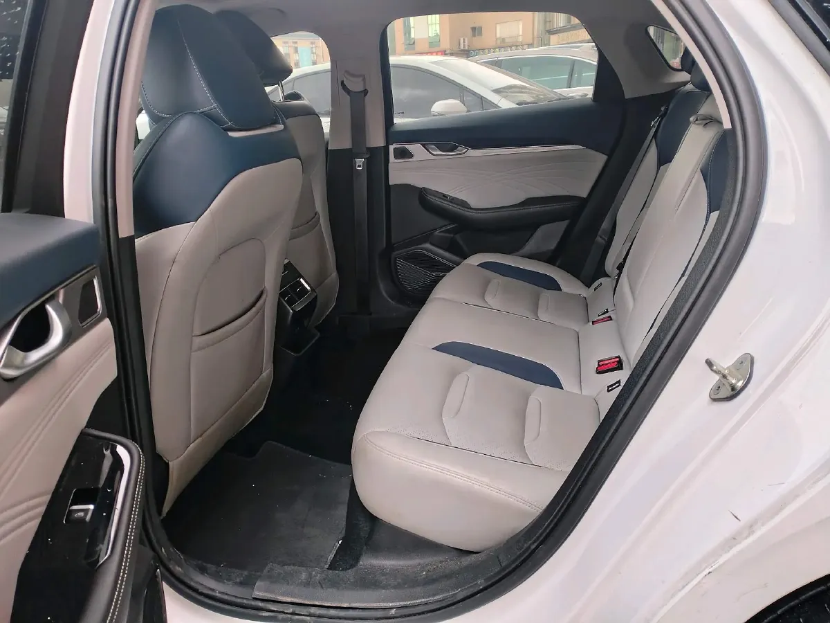 2021 Geely Preface 2.0T 190HP L4 7DCT,autocango,china used car exporter,china ev exporter,chinese used car exporter,chinese used ev exporter