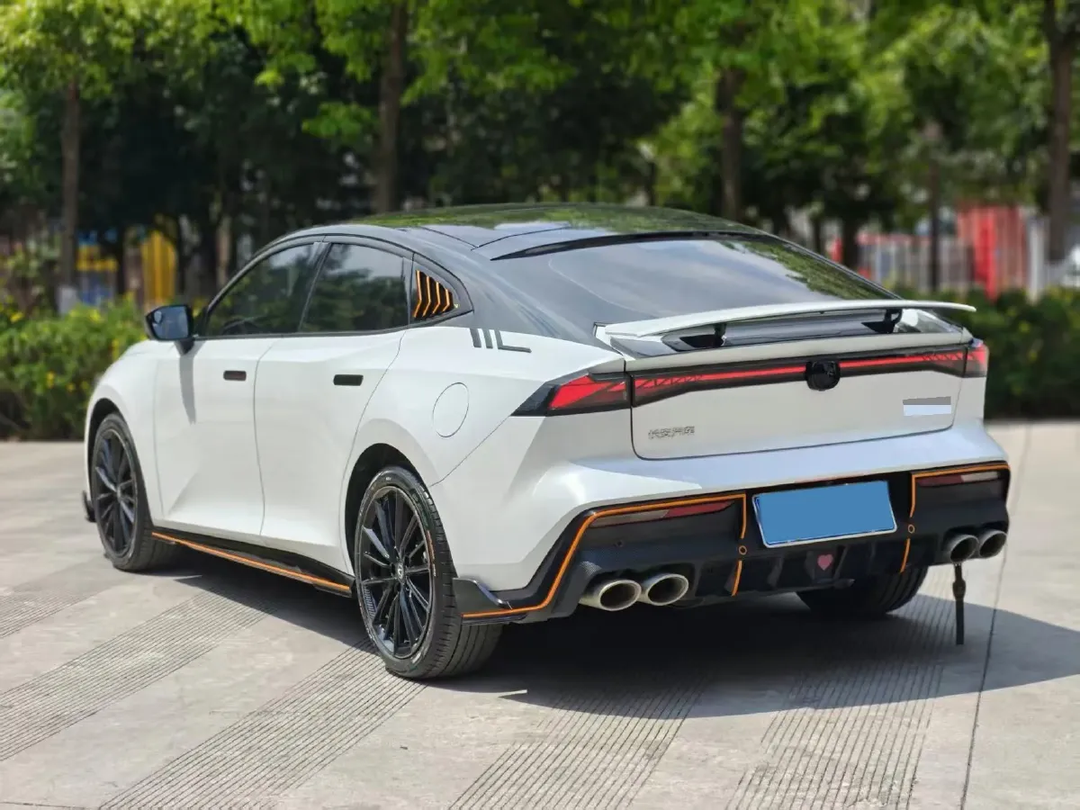 2023 ChangAn UNI-V 1.5T 188HP L4 7DCT,autocango,china used car exporter,china ev exporter,chinese used car exporter,chinese used ev exporter