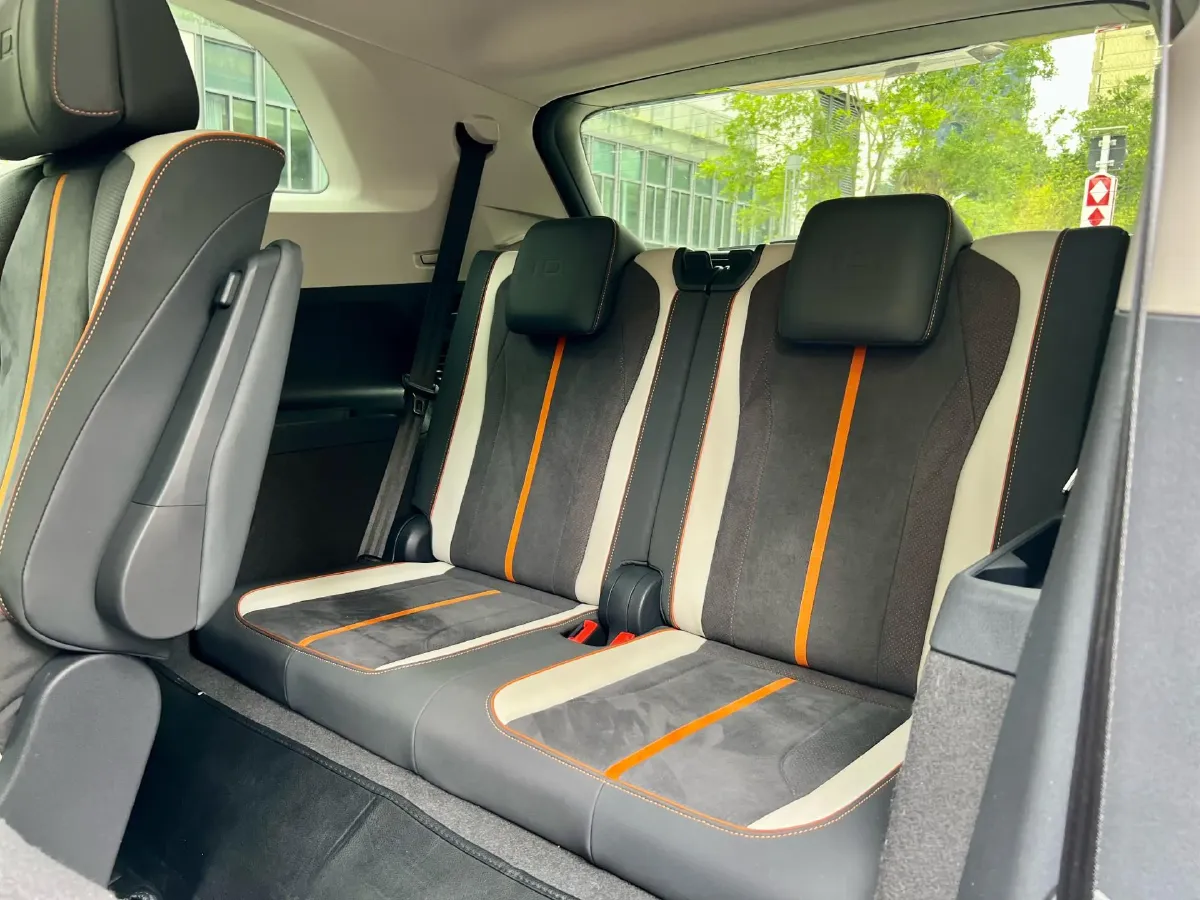 2021 Volkswagen ID.6 Crozz BEV 84.8KWH,autocango,china used car exporter,china ev exporter,chinese used car exporter,chinese used ev exporter