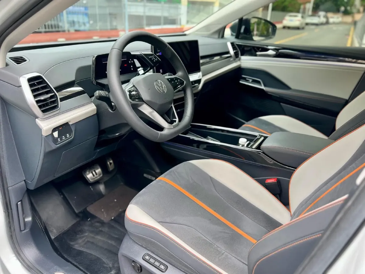 2021 Volkswagen ID.6 Crozz BEV 84.8KWH,autocango,china used car exporter,china ev exporter,chinese used car exporter,chinese used ev exporter