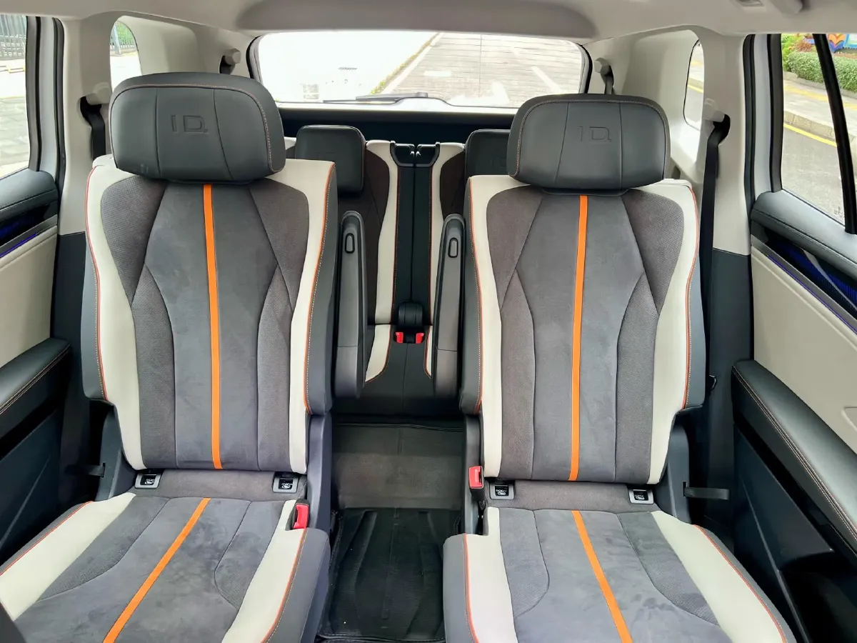 2021 Volkswagen ID.6 Crozz BEV 84.8KWH,autocango,china used car exporter,china ev exporter,chinese used car exporter,chinese used ev exporter