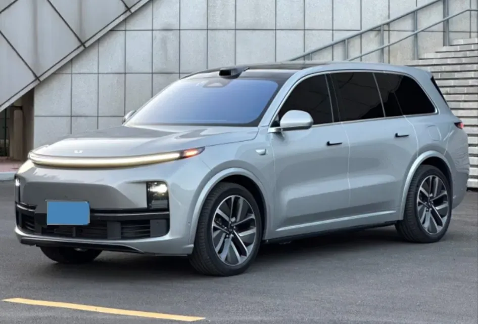 2022 Li L9 Range Extended 154HP REEV 42.6KWH,autocango,china used car exporter,china ev exporter,chinese used car exporter,chinese used ev exporter