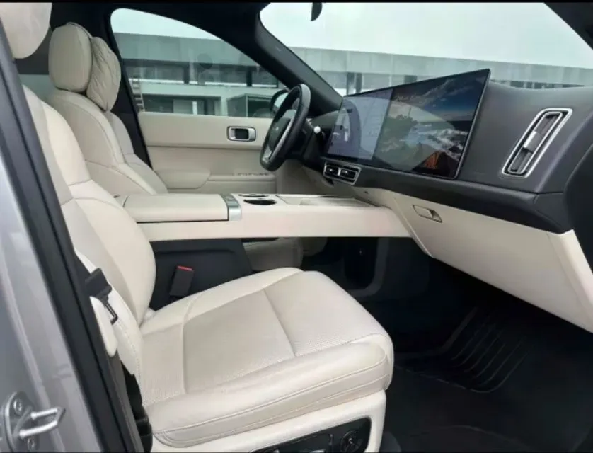 2022 Li L9 Range Extended 154HP REEV 42.6KWH,autocango,china used car exporter,china ev exporter,chinese used car exporter,chinese used ev exporter