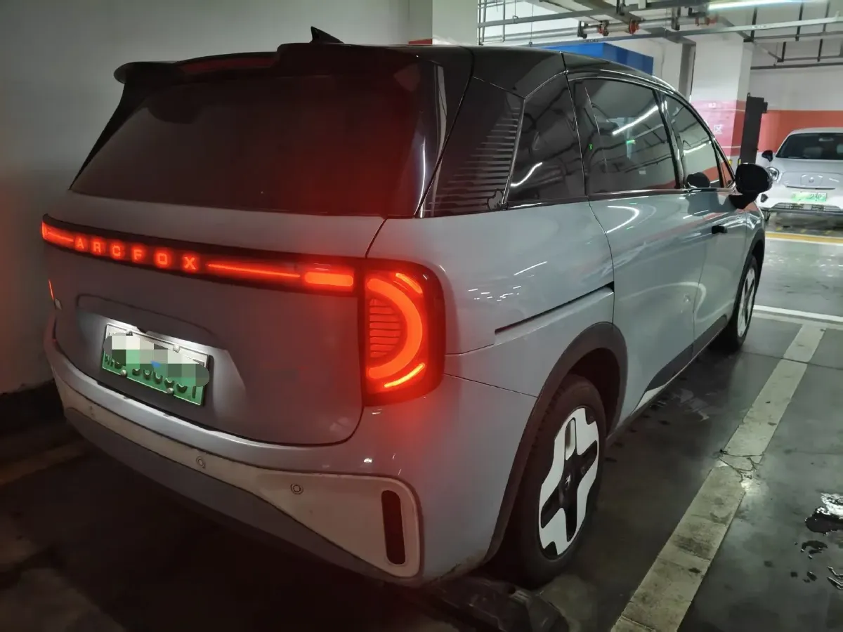 2023 JAC T8 2.0T 170HP L4 8AT,autocango,china used car exporter,china ev exporter,chinese used car exporter,chinese used ev exporter