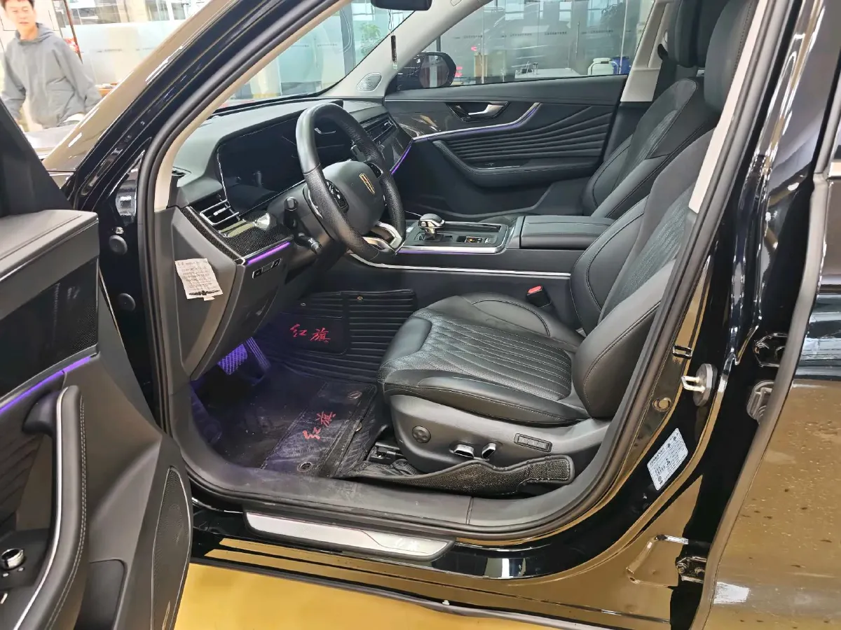 2023 HongQi HS5 2.0T 252HP L4 8AT,autocango,china used car exporter,china ev exporter,chinese used car exporter,chinese used ev exporter