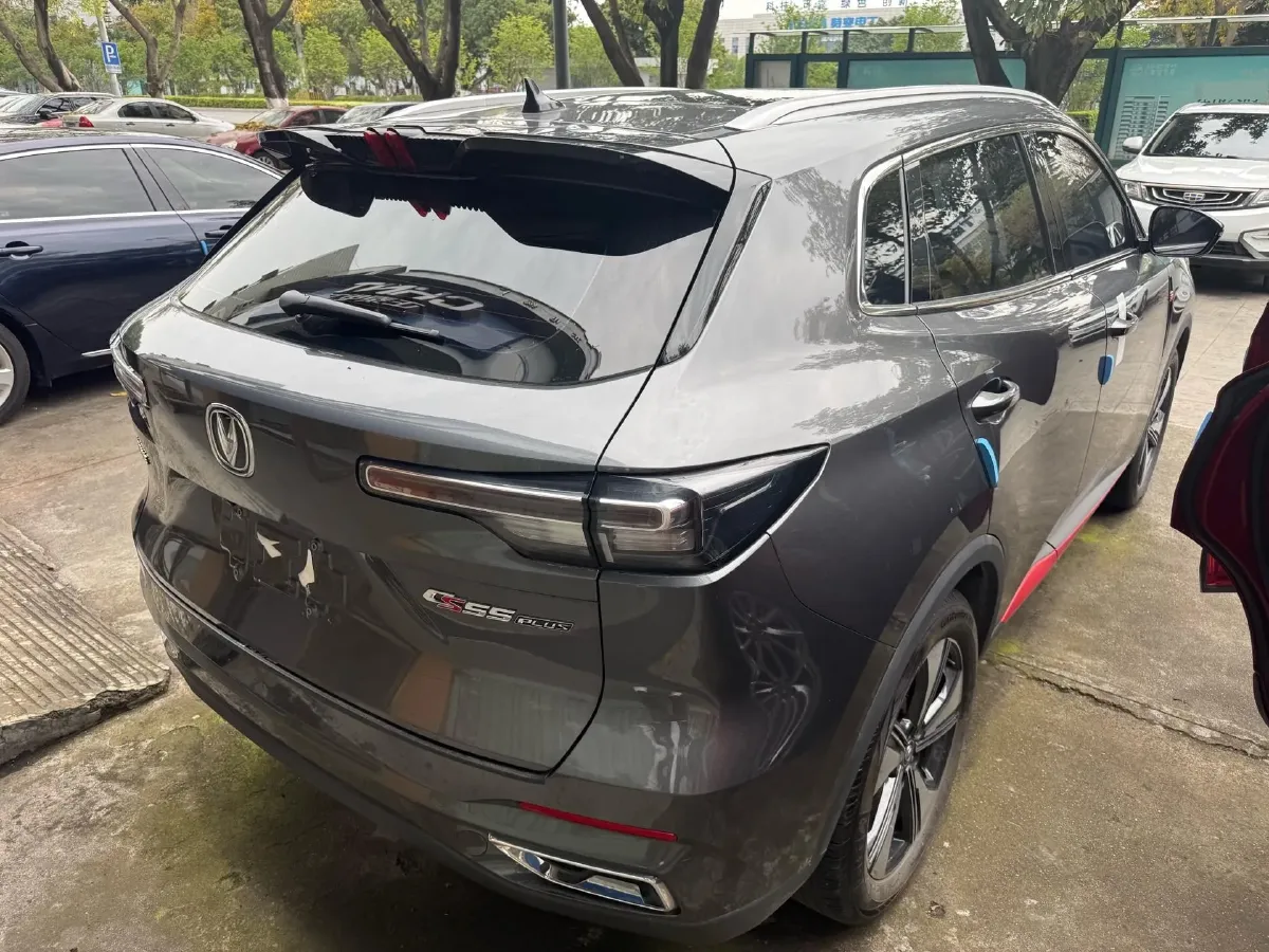 2022 ChangAn Oshan X7 Plus 1.5T 188HP L4 7DCT,autocango,china used car exporter,china ev exporter,chinese used car exporter,chinese used ev exporter