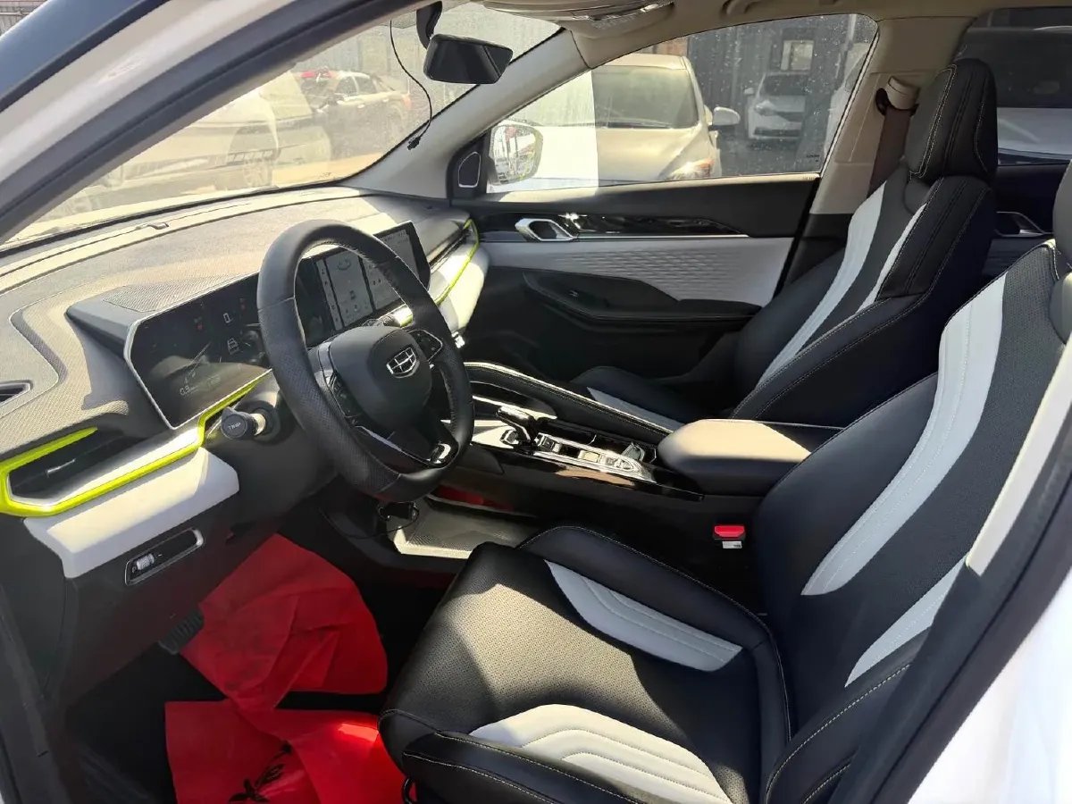 2022 Geely Coolray 1.5T 181HP L4 7DCT,autocango,china used car exporter,china ev exporter,chinese used car exporter,chinese used ev exporter