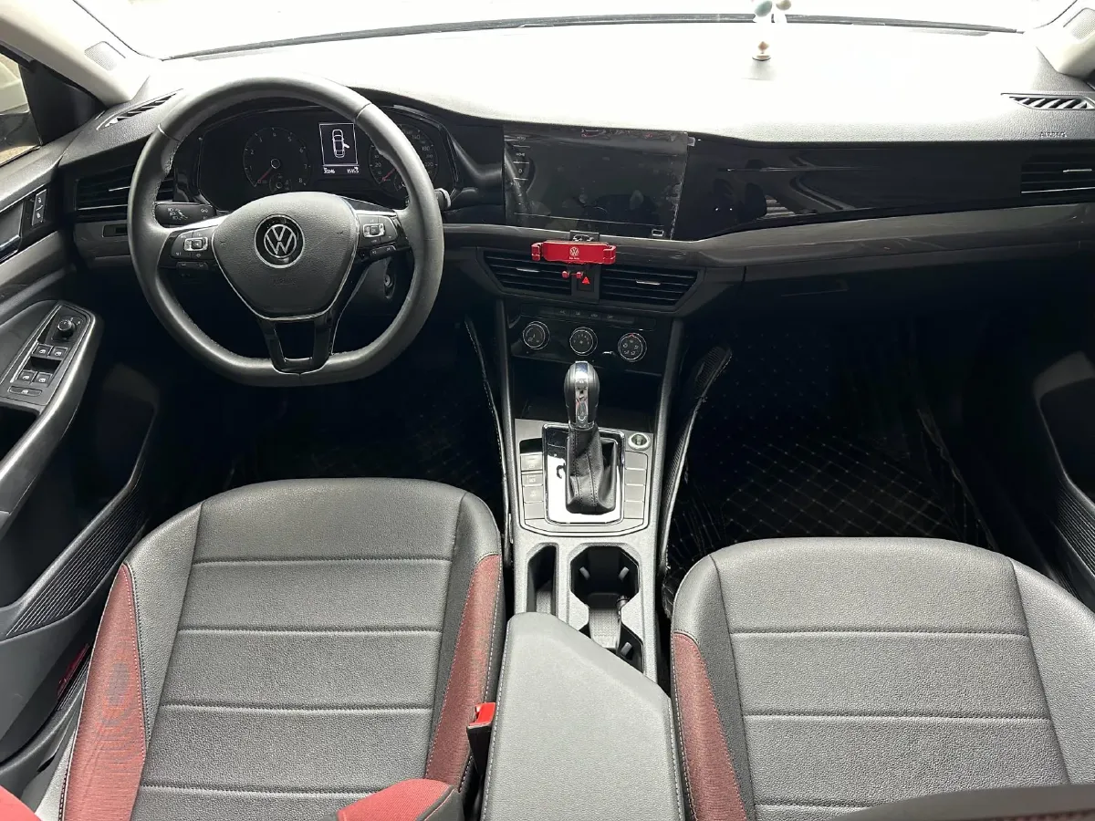 2021 Volkswagen Bora 1.5L 113HP L4 6AT,autocango,china used car exporter,china ev exporter,chinese used car exporter,chinese used ev exporter