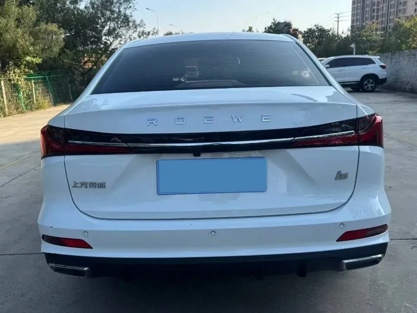 2024 Roewe i5 1.5L 129HP L4 CVT,autocango,china used car exporter,china ev exporter,chinese used car exporter,chinese used ev exporter