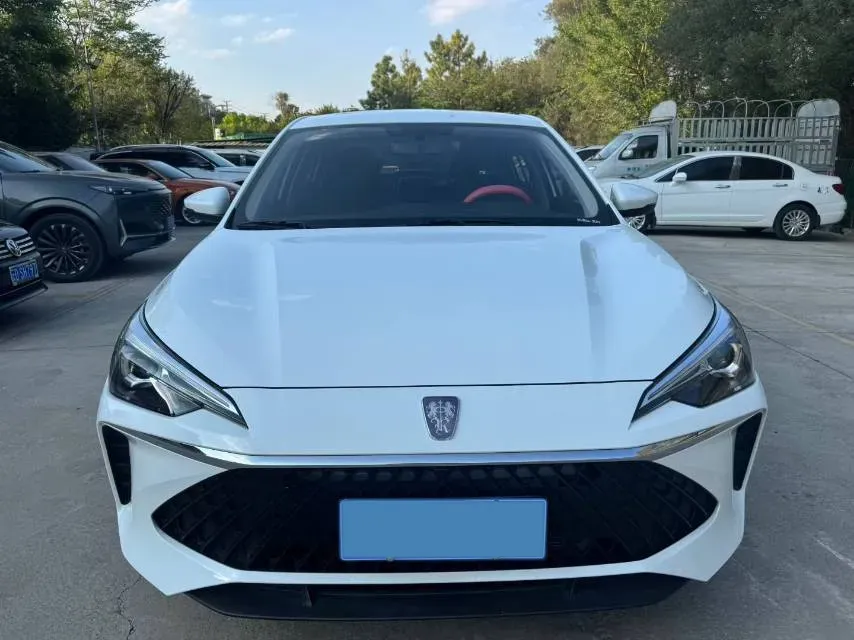 2024 Roewe i5 1.5L 129HP L4 CVT,autocango,china used car exporter,china ev exporter,chinese used car exporter,chinese used ev exporter