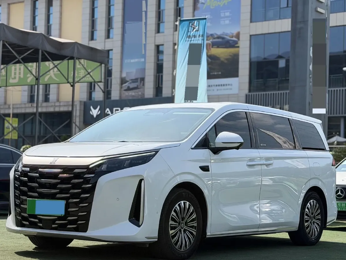 2025 BYD Xia 1.5T 156HP L4 E-CVT PHEV 36.6KWH,autocango,china used car exporter,china ev exporter,chinese used car exporter,chinese used ev exporter