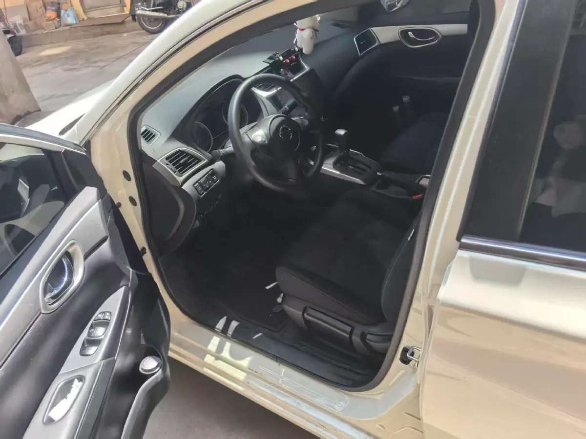 2022 Nissan Sylphy 1.6L 122HP L4 CVT,autocango,china used car exporter,china ev exporter,chinese used car exporter,chinese used ev exporter