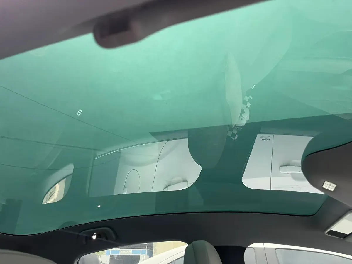 2025 Geely Galaxy Starshine 8 1.5L 112HP L4 1DHT PHEV,autocango,china used car exporter,china ev exporter,chinese used car exporter,chinese used ev exporter