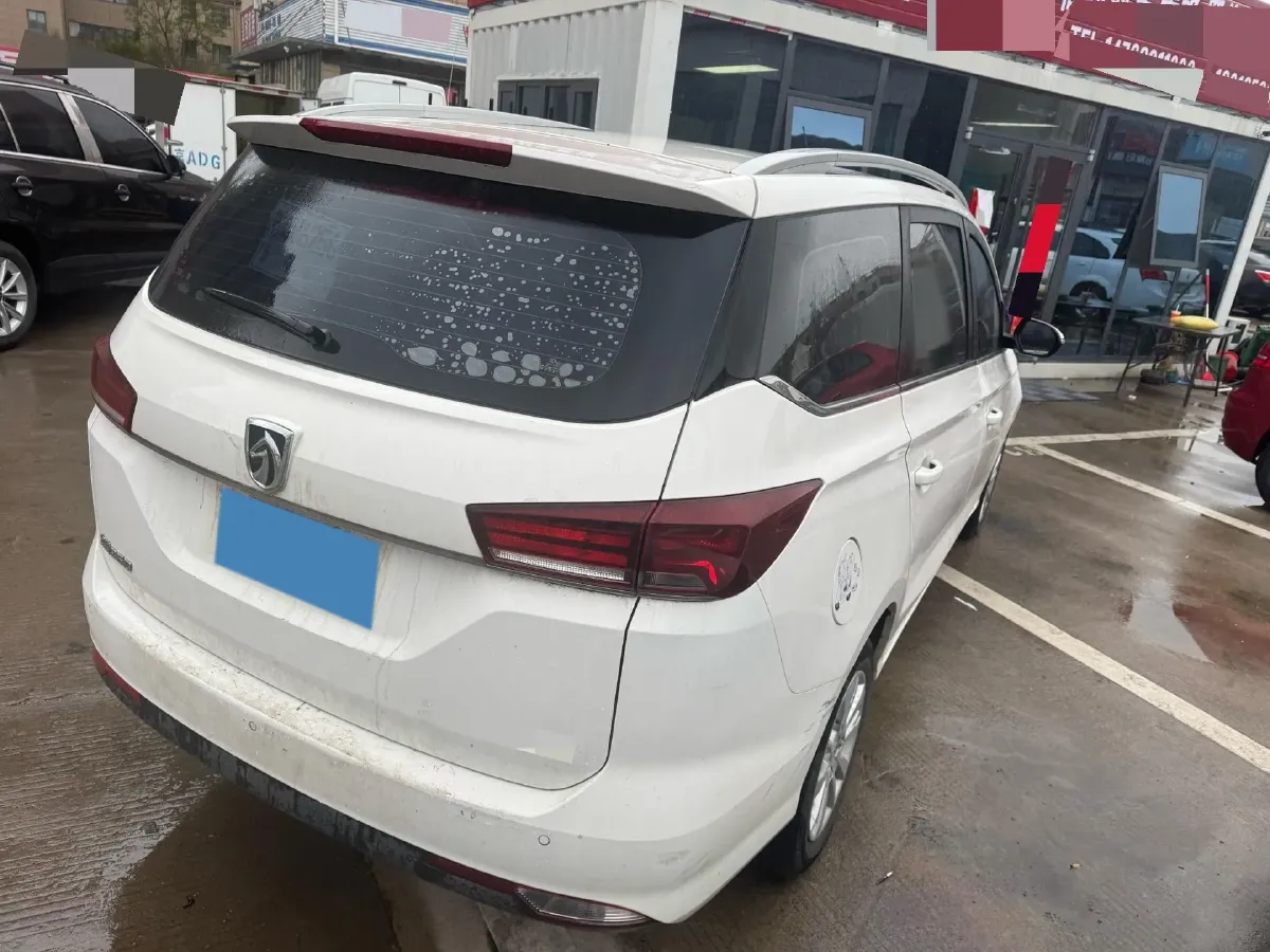 2019 BaoJun 360 1.5L 105HP L4 6MT,autocango,china used car exporter,china ev exporter,chinese used car exporter,chinese used ev exporter