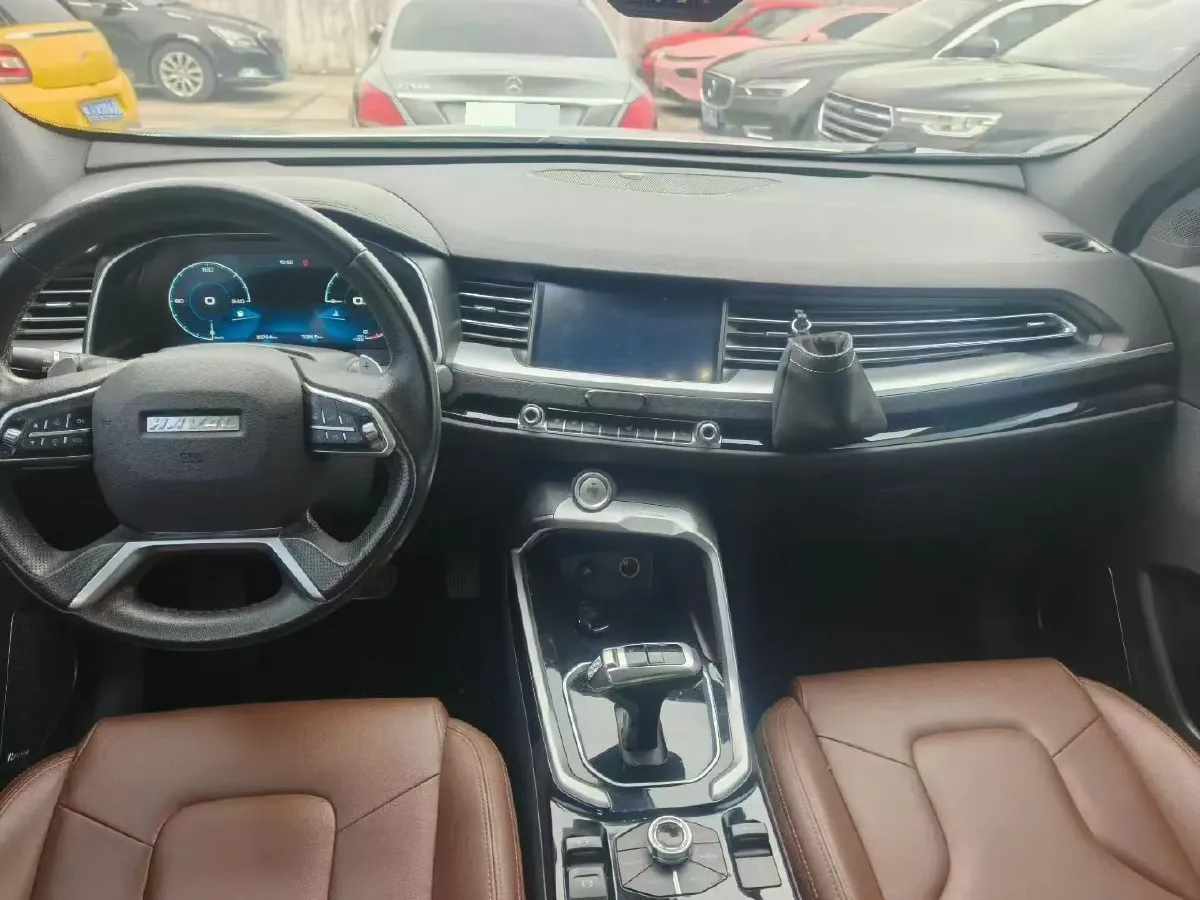 2017 Haval H6 2.0T 197HP L4 7DCT,autocango,china used car exporter,china ev exporter,chinese used car exporter,chinese used ev exporter