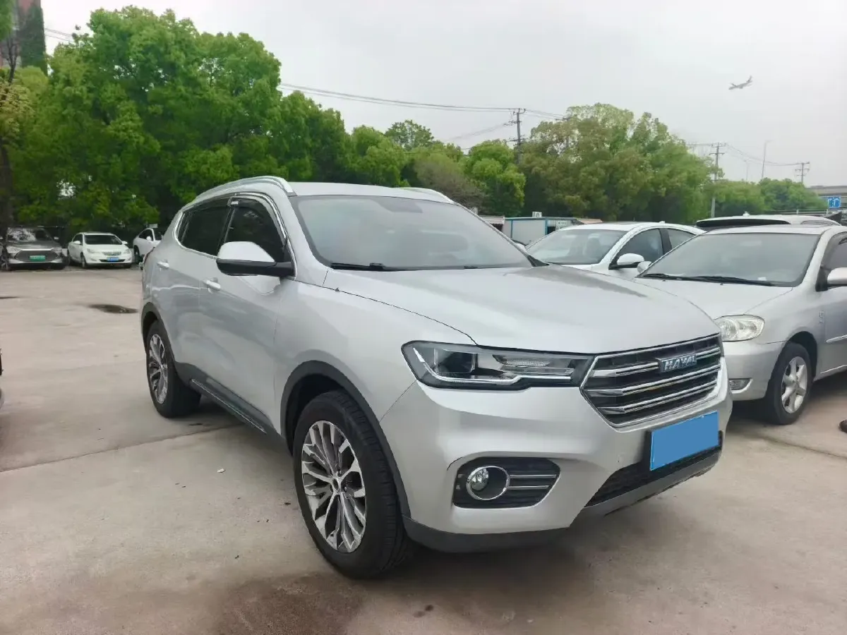 2017 Haval H6 2.0T 197HP L4 7DCT,autocango,china used car exporter,china ev exporter,chinese used car exporter,chinese used ev exporter