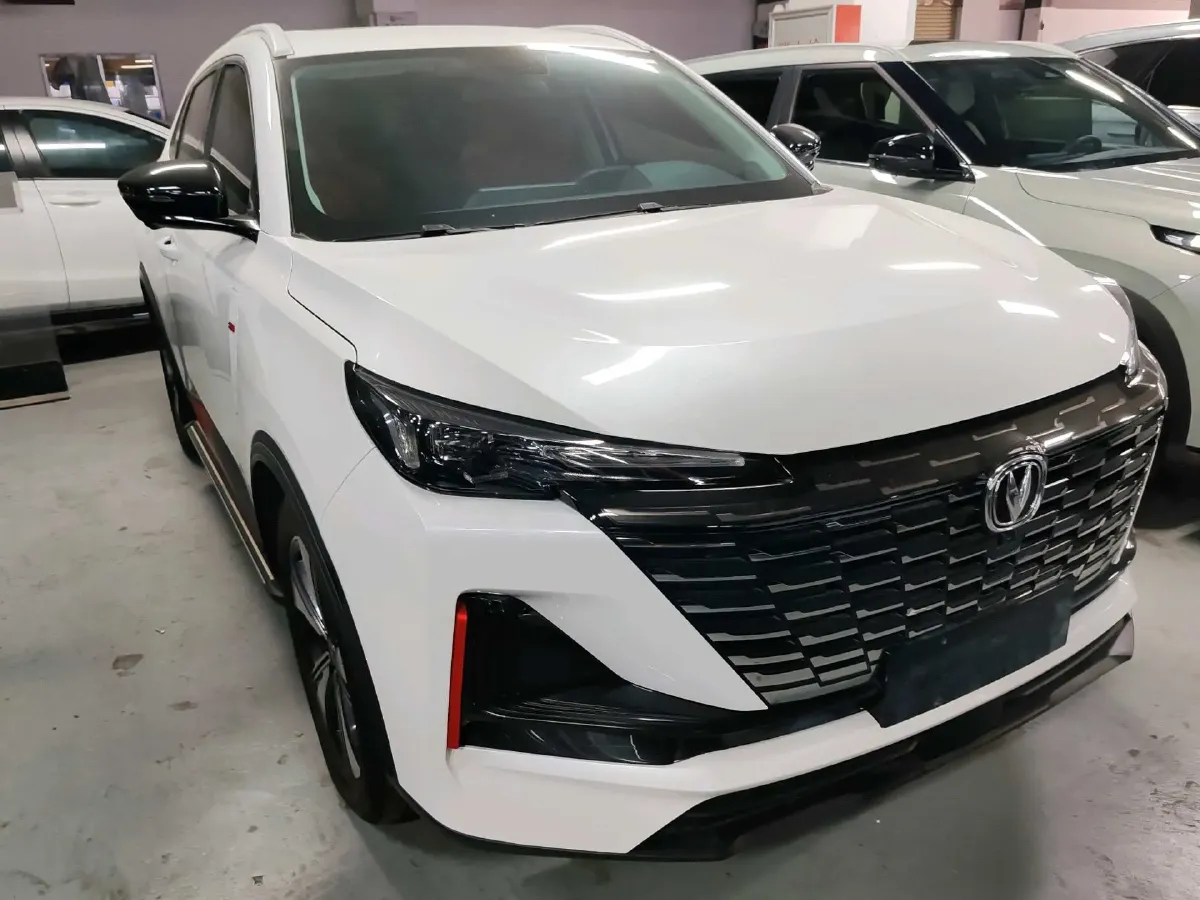 2022 ChangAn Oshan X7 Plus 1.5T 188HP L4 7DCT,autocango,china used car exporter,china ev exporter,chinese used car exporter,chinese used ev exporter