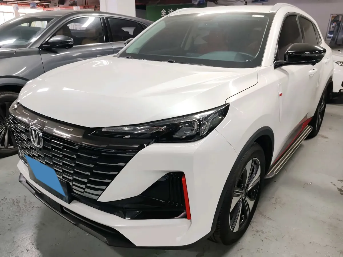 2022 ChangAn Oshan X7 Plus 1.5T 188HP L4 7DCT,autocango,china used car exporter,china ev exporter,chinese used car exporter,chinese used ev exporter