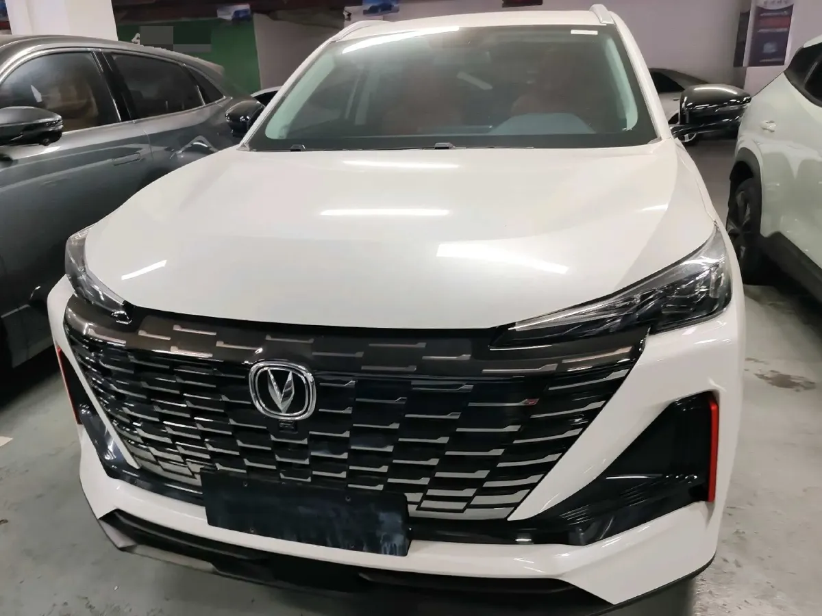 2022 ChangAn Oshan X7 Plus 1.5T 188HP L4 7DCT,autocango,china used car exporter,china ev exporter,chinese used car exporter,chinese used ev exporter
