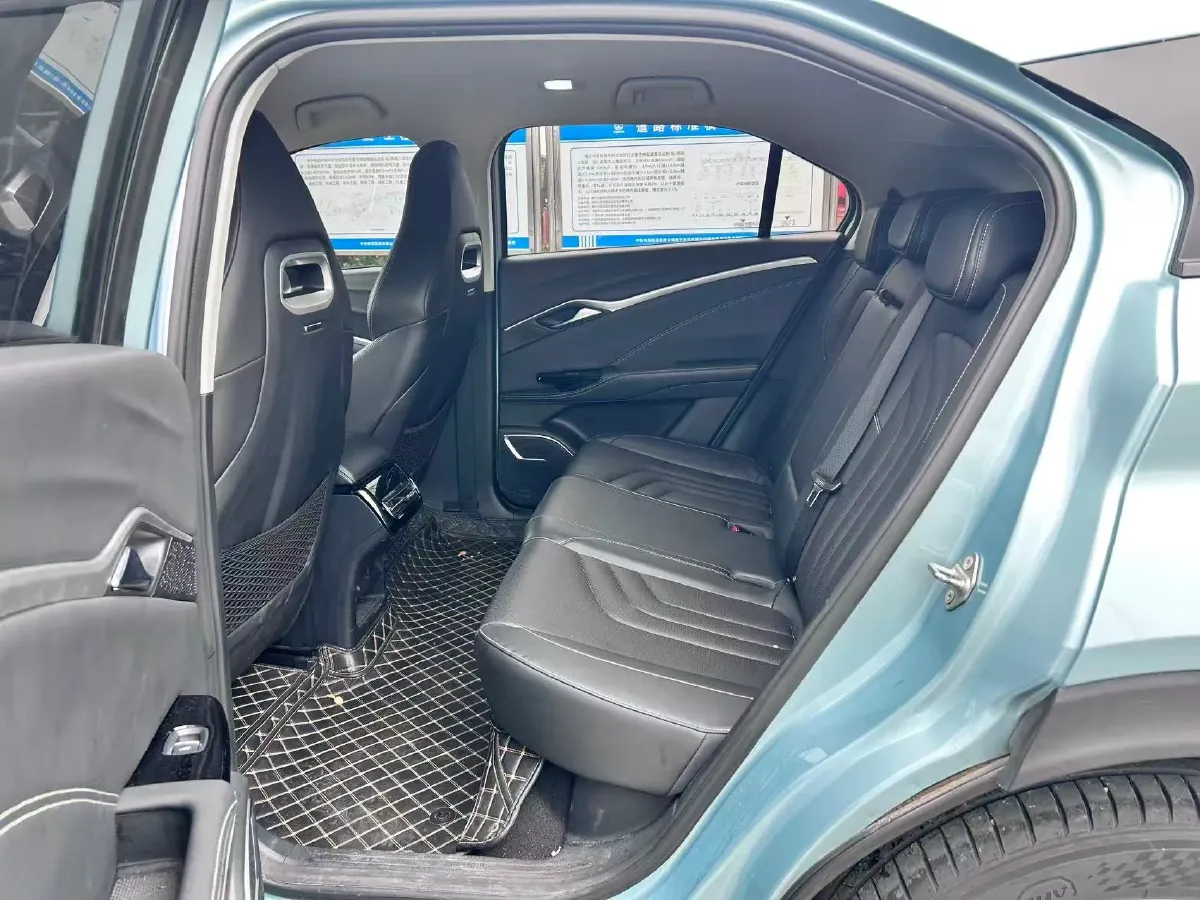 2021 Roewe RX5 1.5T 181HP L4 7DCT,autocango,china used car exporter,china ev exporter,chinese used car exporter,chinese used ev exporter