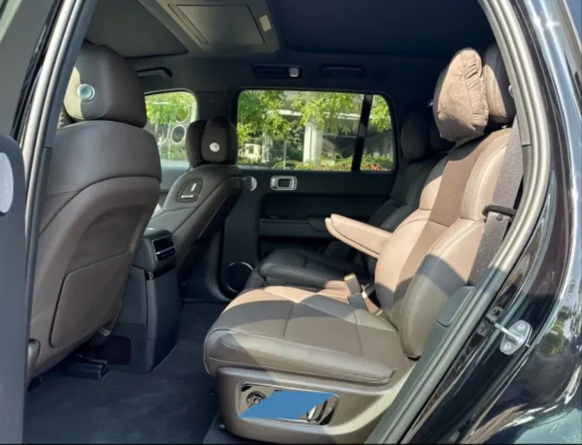 2022 Li L9 Range Extended 154HP REEV 42.6KWH,autocango,china used car exporter,china ev exporter,chinese used car exporter,chinese used ev exporter