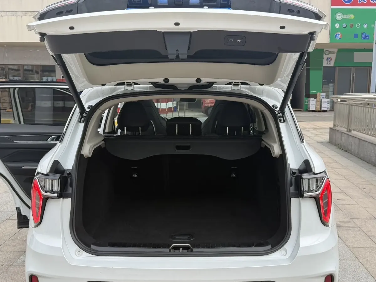 2021 LYNK&CO 01 2.0T 218HP L4 8AT,autocango,china used car exporter,china ev exporter,chinese used car exporter,chinese used ev exporter