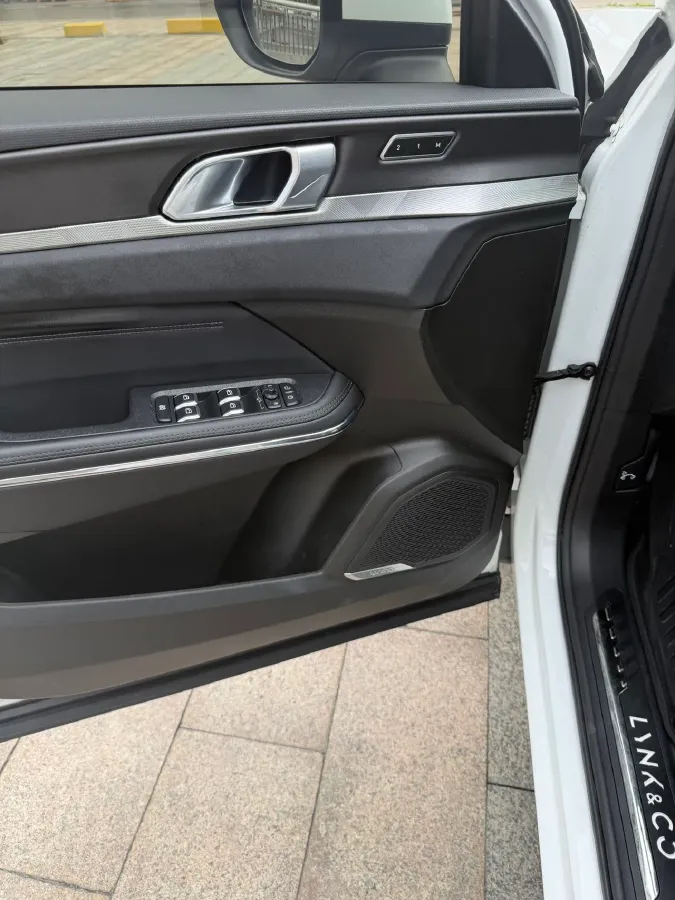 2021 LYNK&CO 01 2.0T 218HP L4 8AT,autocango,china used car exporter,china ev exporter,chinese used car exporter,chinese used ev exporter