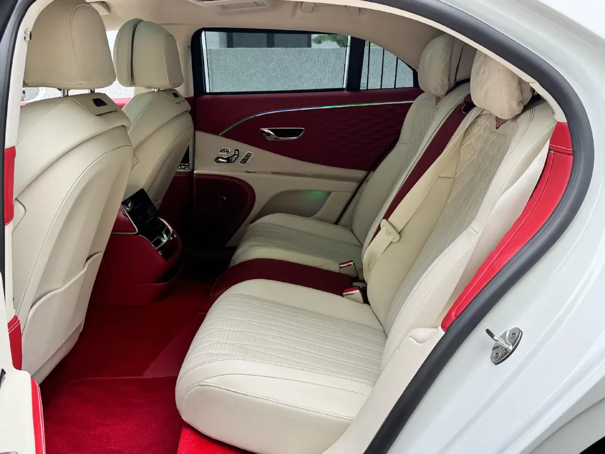 2024 Bentley Flying Spur 4.0T 549HP V8 8DCT,autocango,china used car exporter,china ev exporter,chinese used car exporter,chinese used ev exporter