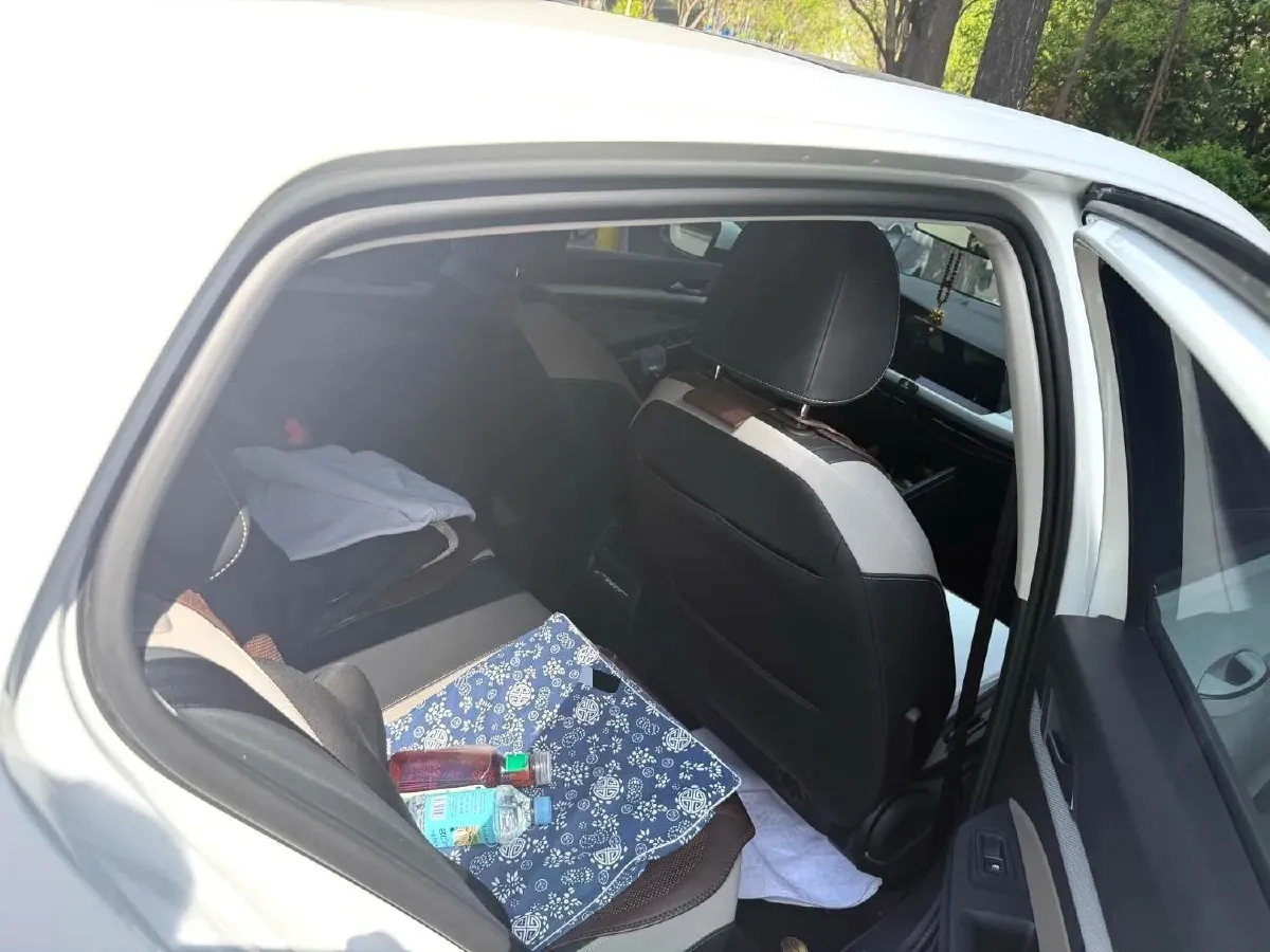 2021 Volkswagen Golf 1.4T 150HP L4 7DCT,autocango,china used car exporter,china ev exporter,chinese used car exporter,chinese used ev exporter