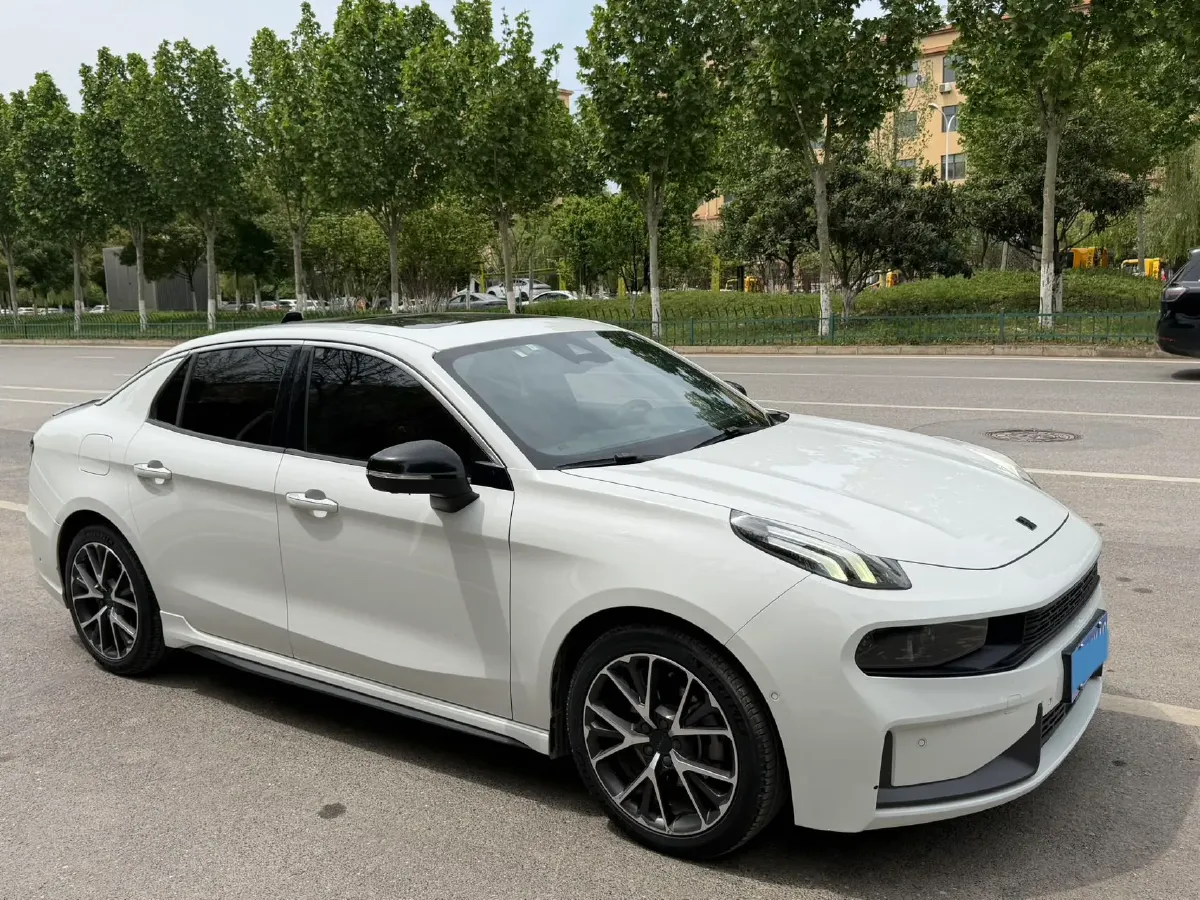 2021 LYNK&CO 03 2.0T 190HP L4 6AT,autocango,china used car exporter,china ev exporter,chinese used car exporter,chinese used ev exporter