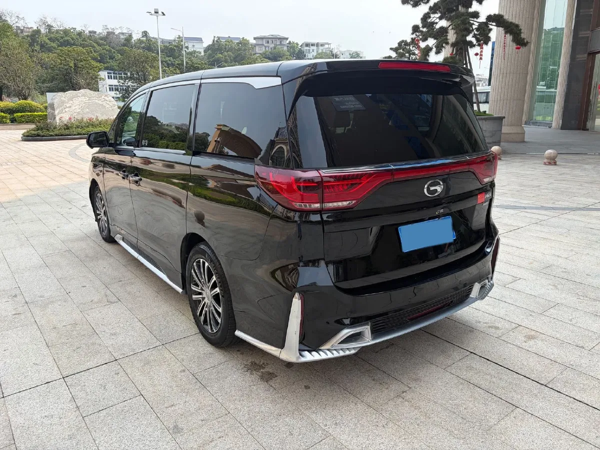 2021 GAC Trumpchi M8 2.0T 252HP L4 8AT,autocango,china used car exporter,china ev exporter,chinese used car exporter,chinese used ev exporter