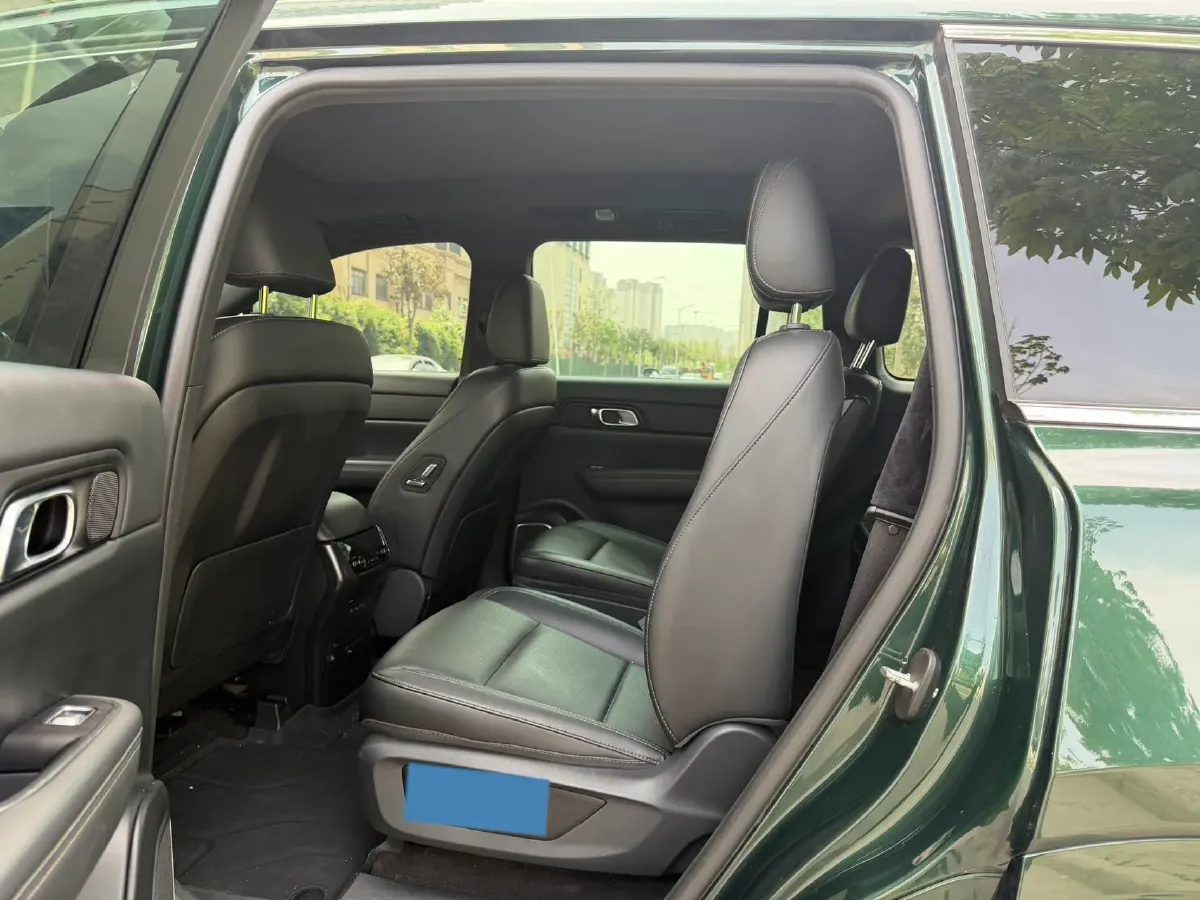 2021 Li ONE Range Extended 131HP REEV 40.5KWH,autocango,china used car exporter,china ev exporter,chinese used car exporter,chinese used ev exporter