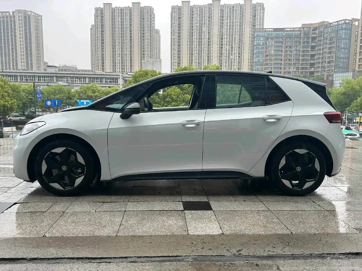 2025 Volkswagen ID.3 BEV 53.6KWH,autocango,china used car exporter,china ev exporter,chinese used car exporter,chinese used ev exporter