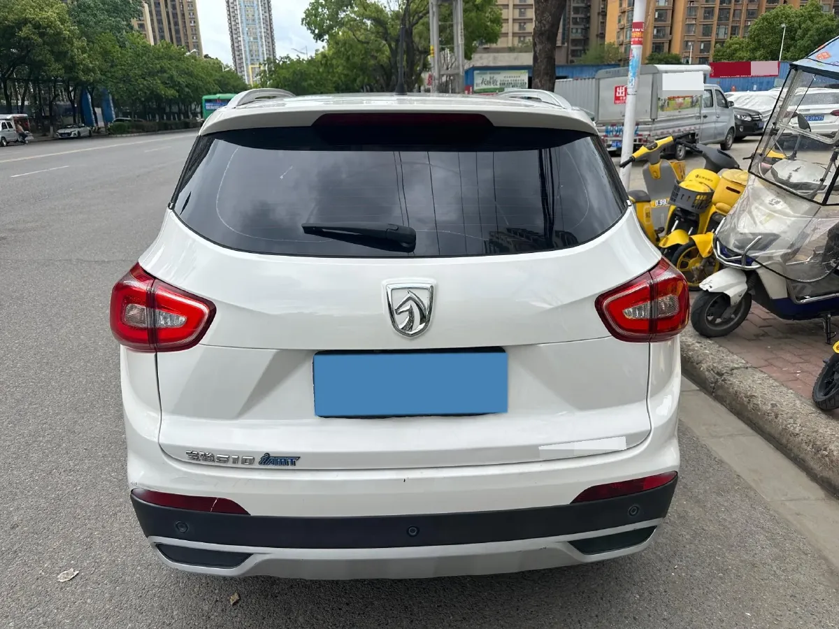 2017 HaiMa S5 Young Edition 1.6L 122HP L4 5MT,autocango,china used car exporter,china ev exporter,chinese used car exporter,chinese used ev exporter