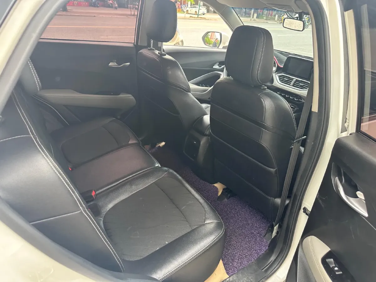 2017 HaiMa S5 Young Edition 1.6L 122HP L4 5MT,autocango,china used car exporter,china ev exporter,chinese used car exporter,chinese used ev exporter