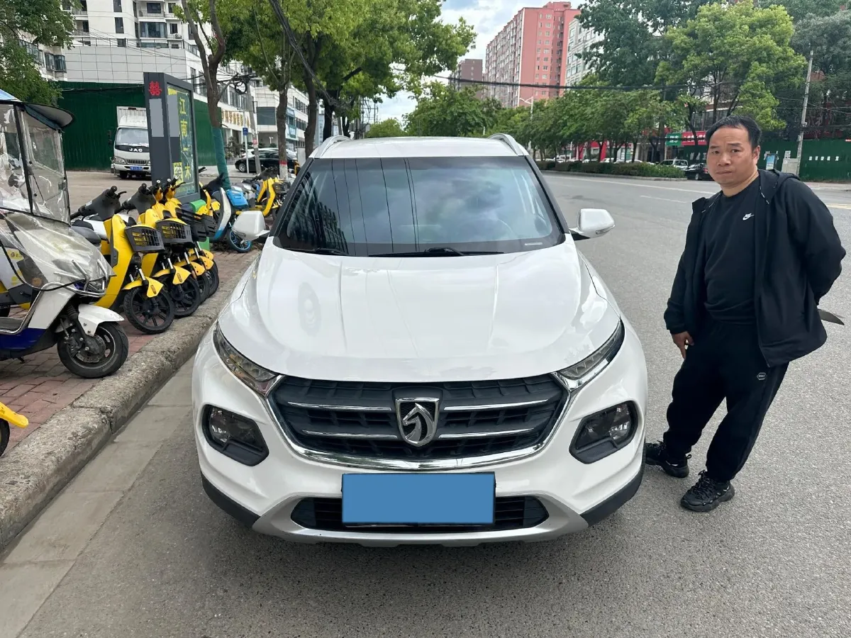 2017 HaiMa S5 Young Edition 1.6L 122HP L4 5MT,autocango,china used car exporter,china ev exporter,chinese used car exporter,chinese used ev exporter