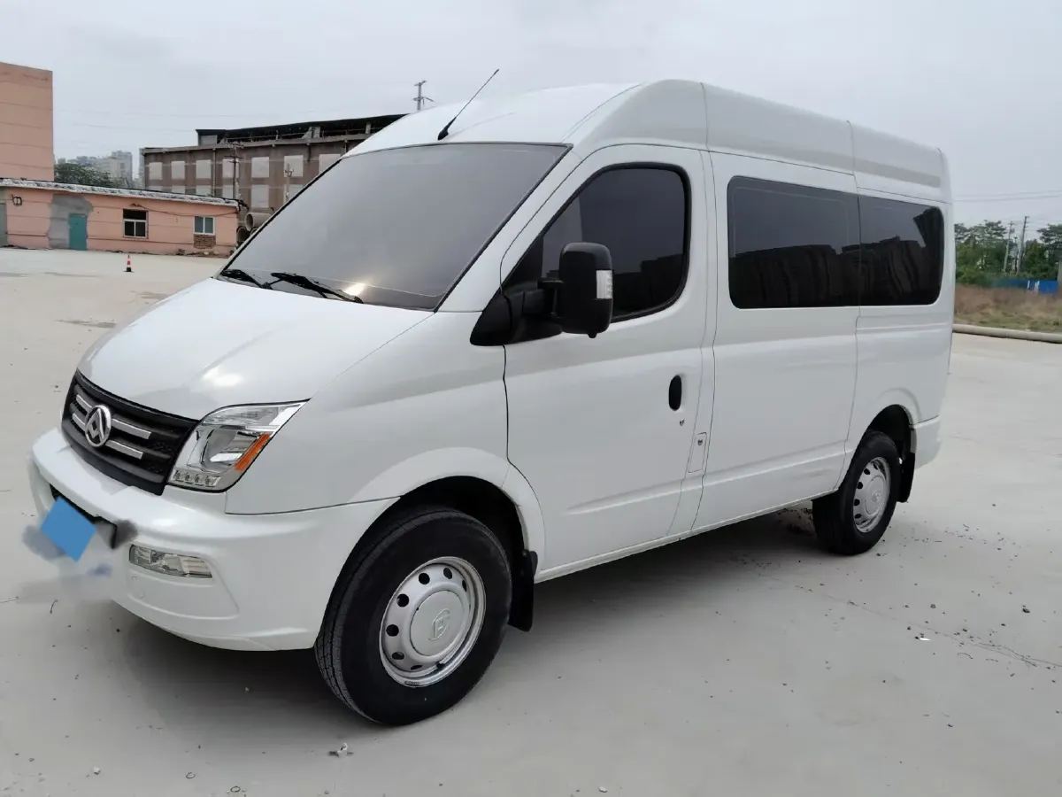 2023 MAXUS XinTu V70 2.0T 150HP L4 6MT,autocango,china used car exporter,china ev exporter,chinese used car exporter,chinese used ev exporter