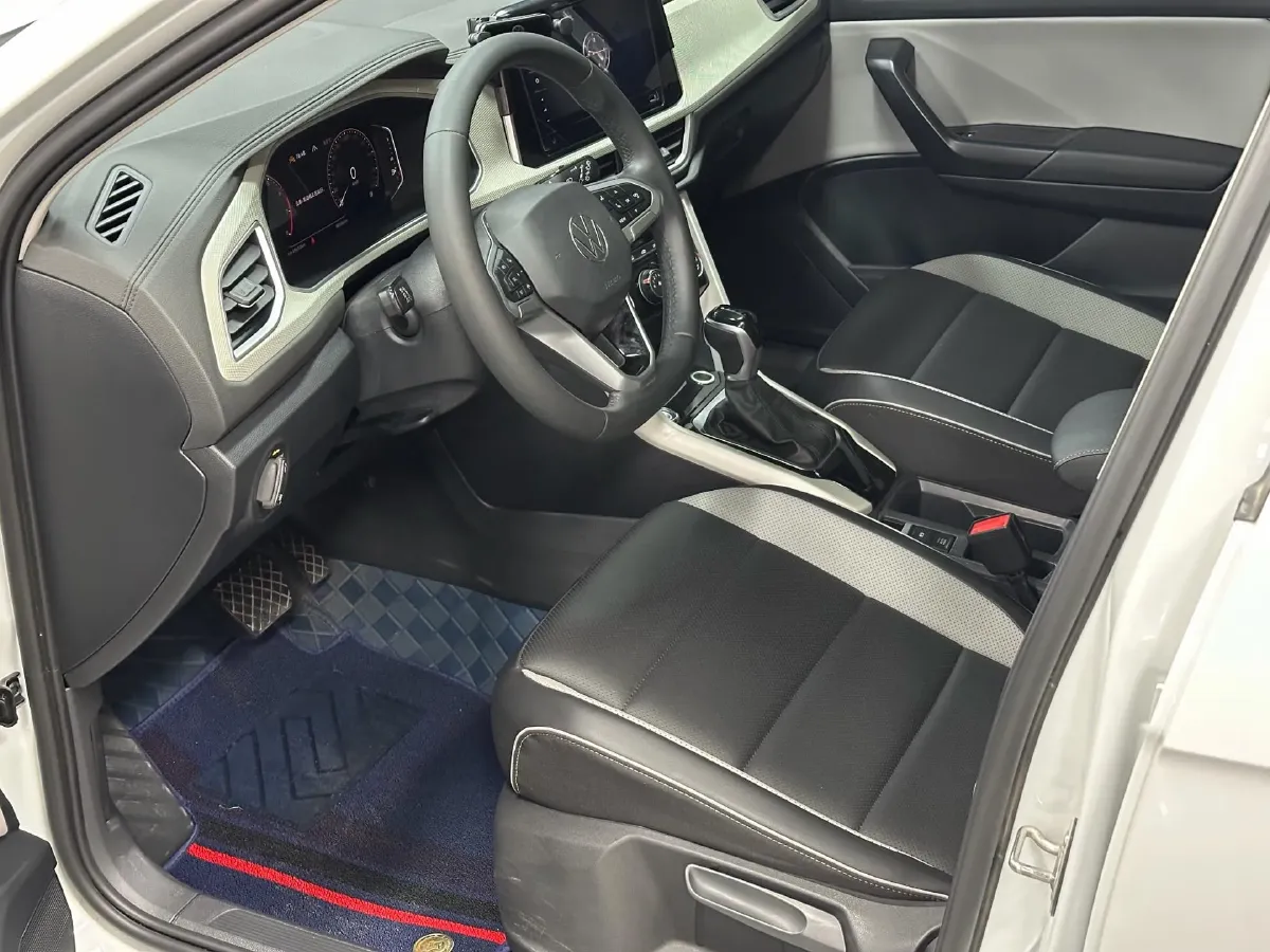 2023 Volkswagen T-Roc 1.4T 150HP L4 7DCT,autocango,china used car exporter,china ev exporter,chinese used car exporter,chinese used ev exporter