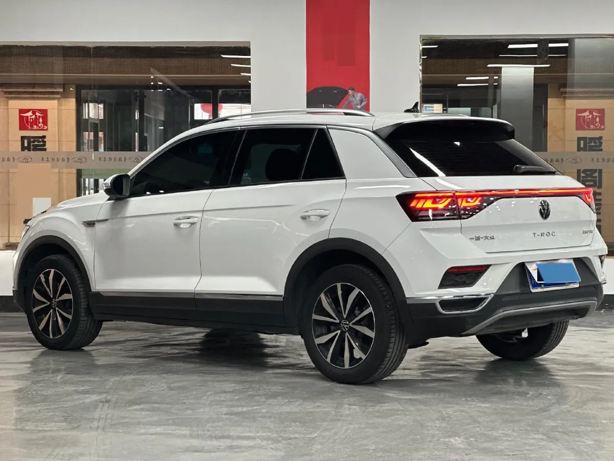 2023 Volkswagen T-Roc 1.4T 150HP L4 7DCT,autocango,china used car exporter,china ev exporter,chinese used car exporter,chinese used ev exporter