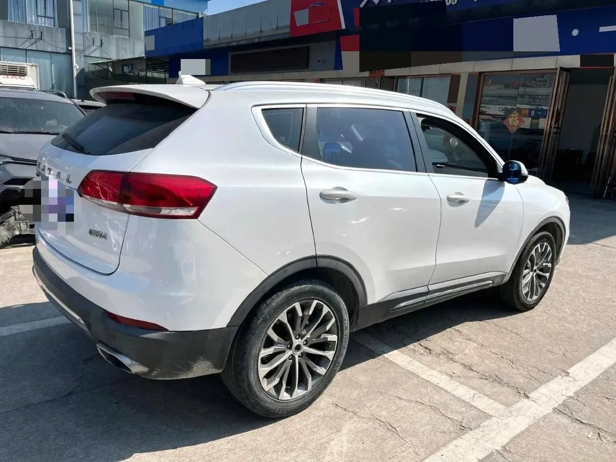 2017 Haval H6 2.0T 197HP L4 7DCT,autocango,china used car exporter,china ev exporter,chinese used car exporter,chinese used ev exporter