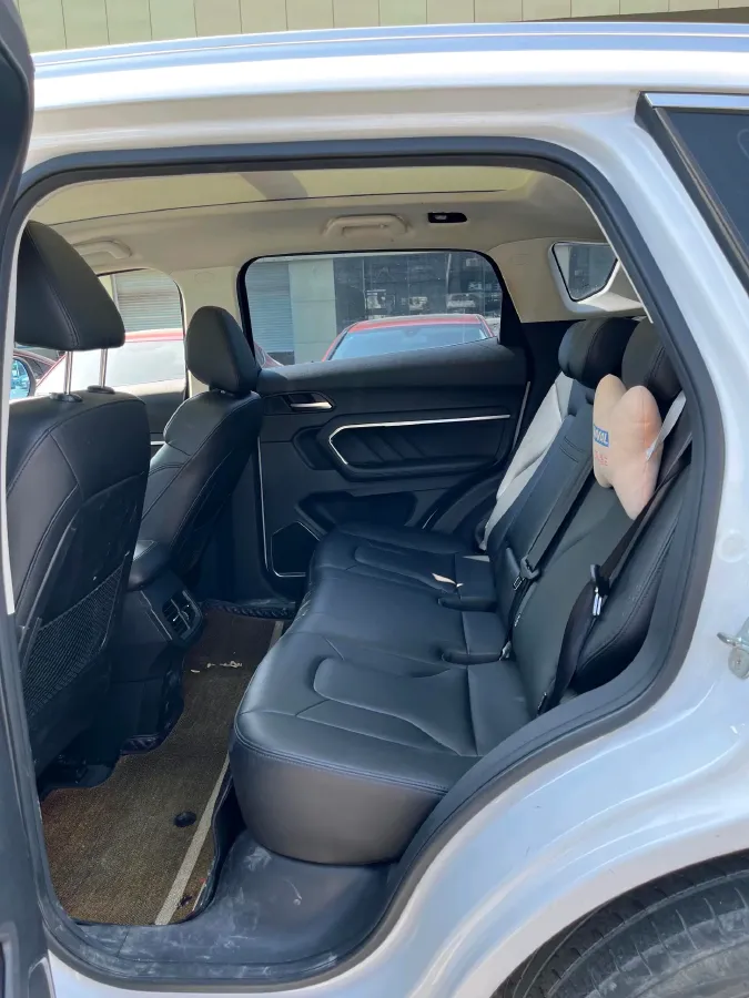 2017 Haval H6 2.0T 197HP L4 7DCT,autocango,china used car exporter,china ev exporter,chinese used car exporter,chinese used ev exporter