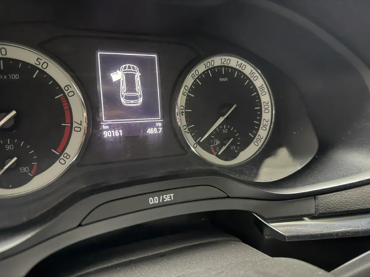 2018 Skoda Octavia 1.4T 150HP L4 7DCT,autocango,china used car exporter,china ev exporter,chinese used car exporter,chinese used ev exporter