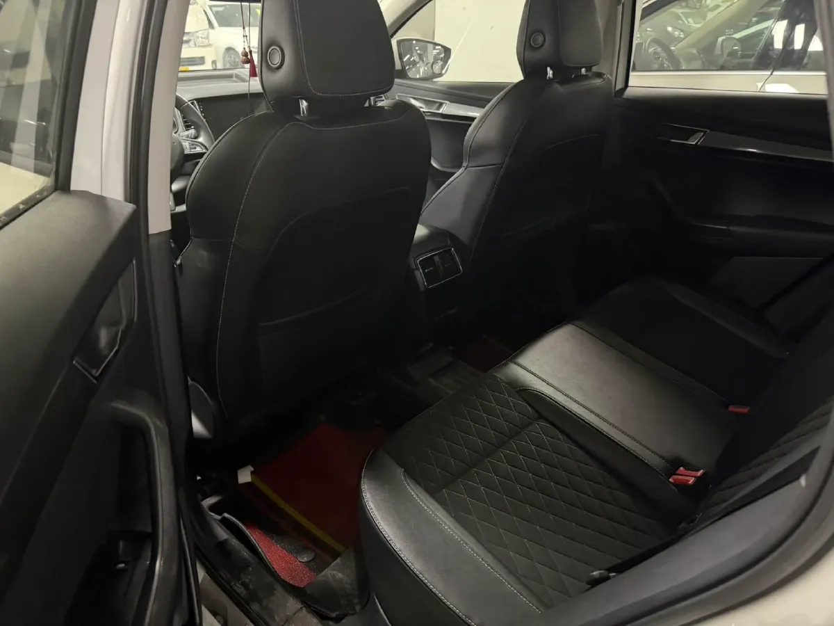 2018 Skoda Octavia 1.4T 150HP L4 7DCT,autocango,china used car exporter,china ev exporter,chinese used car exporter,chinese used ev exporter