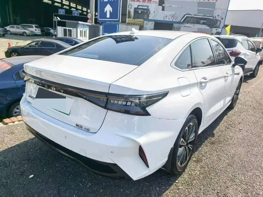 2024 Fulwin FulwinA8 1.5T 156HP L4 1DHT PHEV 18.3KWH,autocango,china used car exporter,china ev exporter,chinese used car exporter,chinese used ev exporter