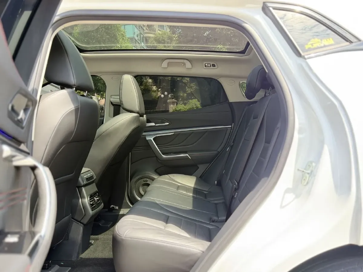 2017 WEY VV5 2.0T 197HP L4 7DCT,autocango,china used car exporter,china ev exporter,chinese used car exporter,chinese used ev exporter