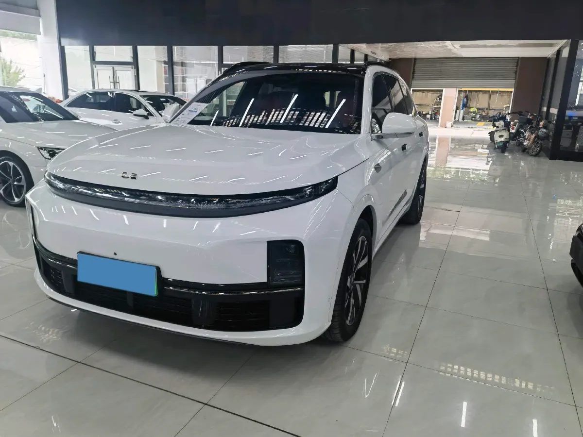 2023 Li L7 Range Extended 154HP REEV 40.9KWH,autocango,china used car exporter,china ev exporter,chinese used car exporter,chinese used ev exporter