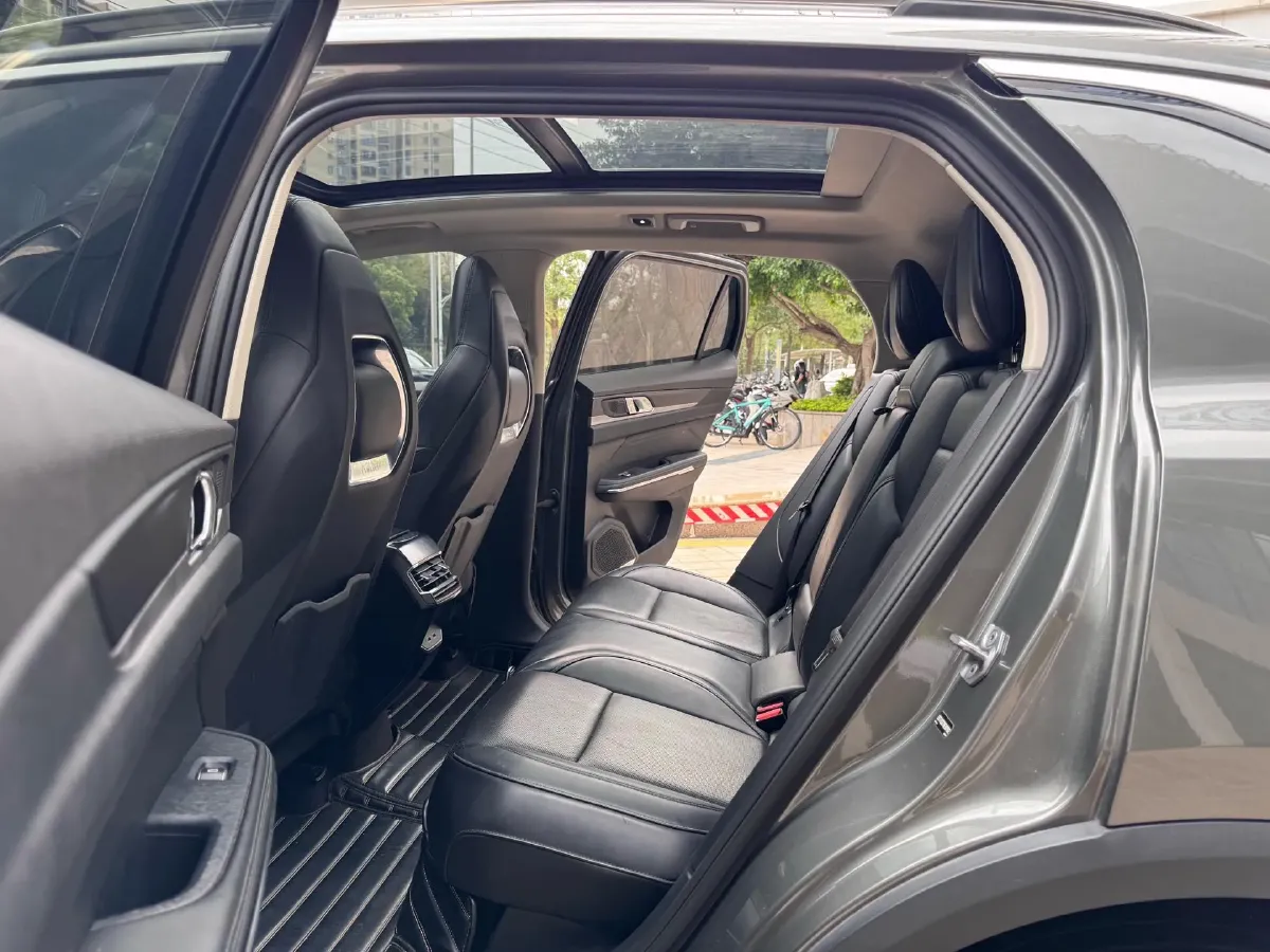 2021 LYNK&CO 01 2.0T 218HP L4 8AT,autocango,china used car exporter,china ev exporter,chinese used car exporter,chinese used ev exporter