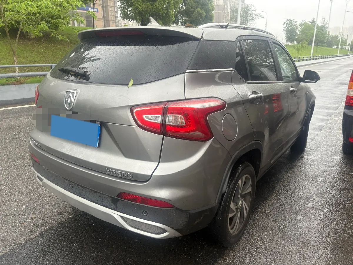 2017 BaoJun 510 1.5L 112HP L4 6MT,autocango,china used car exporter,china ev exporter,chinese used car exporter,chinese used ev exporter
