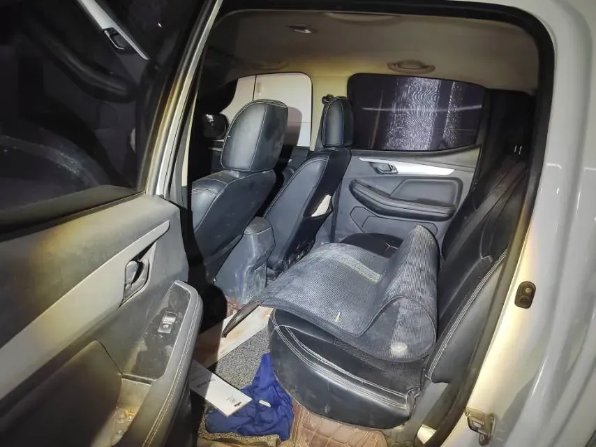 2019 Isuzu RE-MAX Jim 2.0T 204HP L4 5MT,autocango,china used car exporter,china ev exporter,chinese used car exporter,chinese used ev exporter